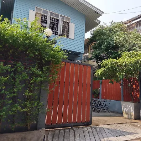 Samsen 360 Hostel